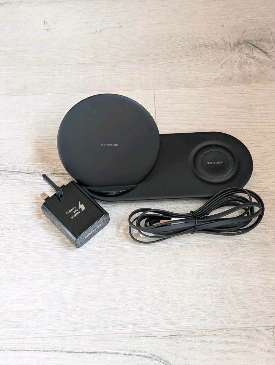 Samsung wireless dual charger - Image 1