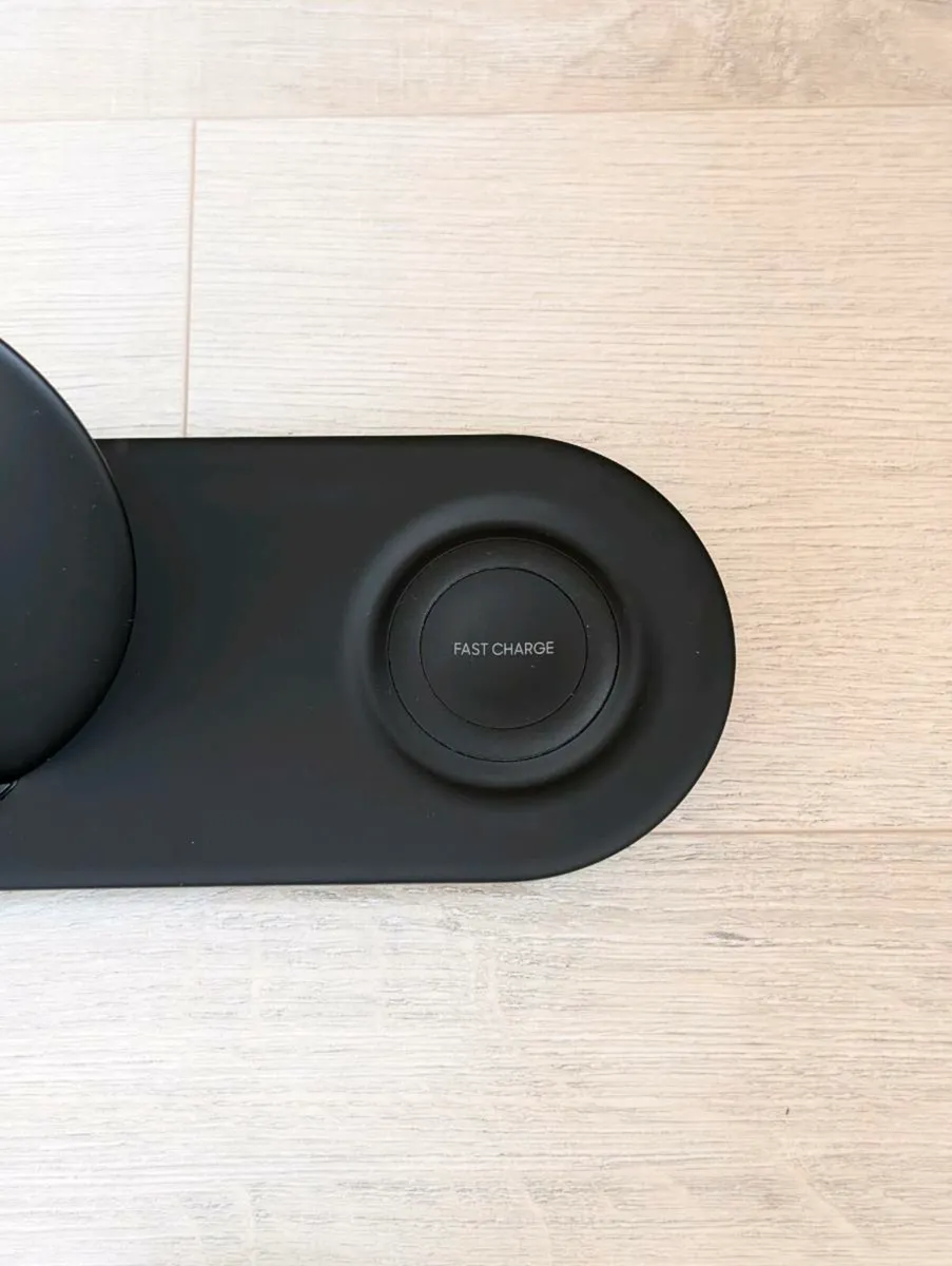 Samsung wireless dual charger - Image 2