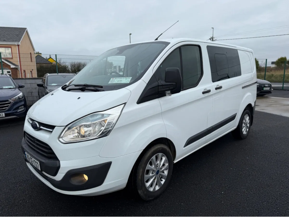 Ford Transit Custom 2.2 270 TREND 5 5DR - Image 2