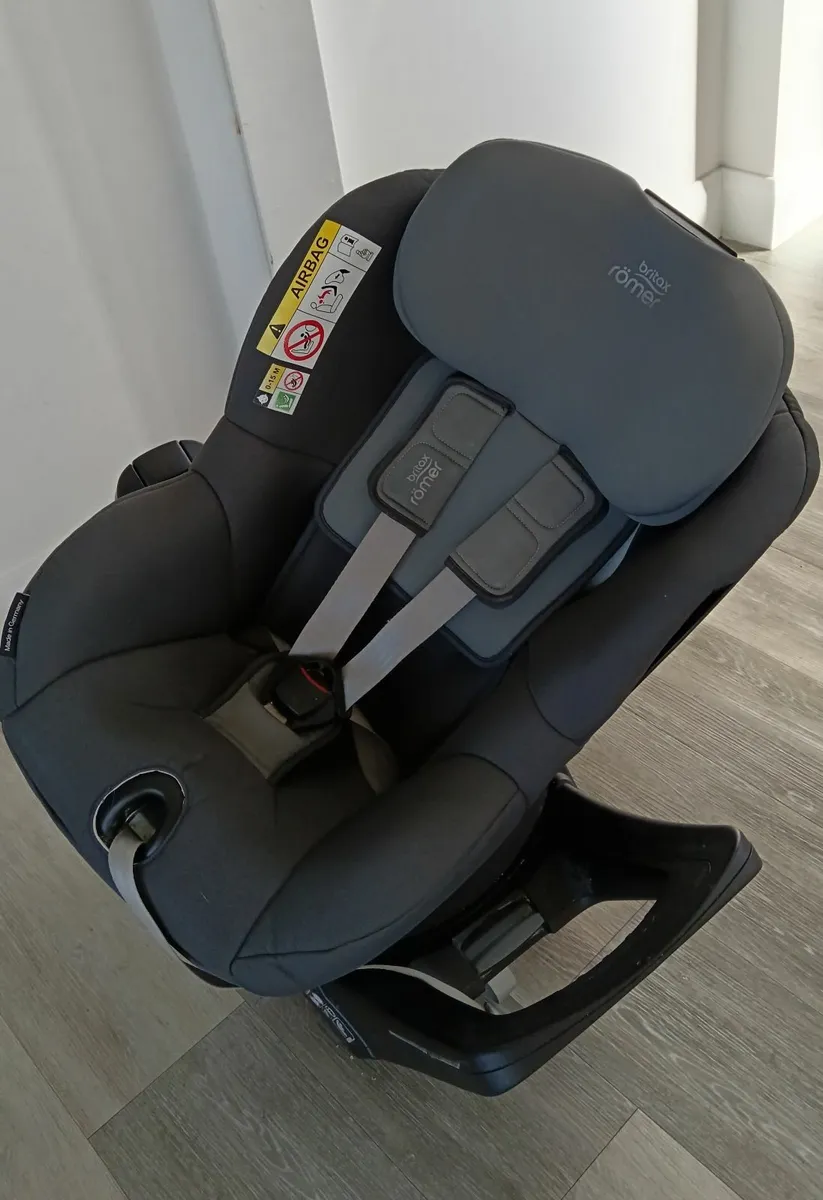 Britax Romer Dualfix M i-size Car seat(Car Seats) - Image 3