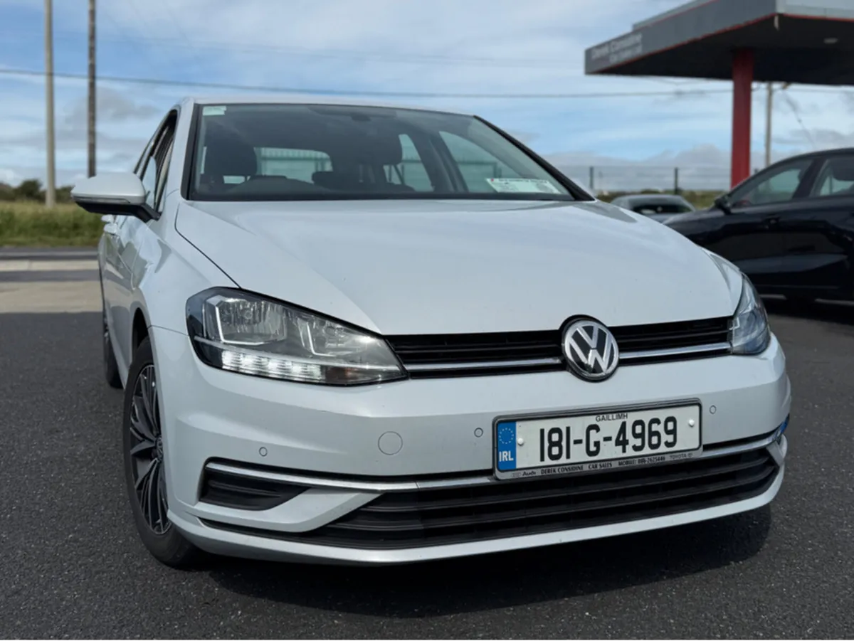 Volkswagen Golf 1.6 TDI SE NAV BLUEMOTION 115PS 5D - Image 2