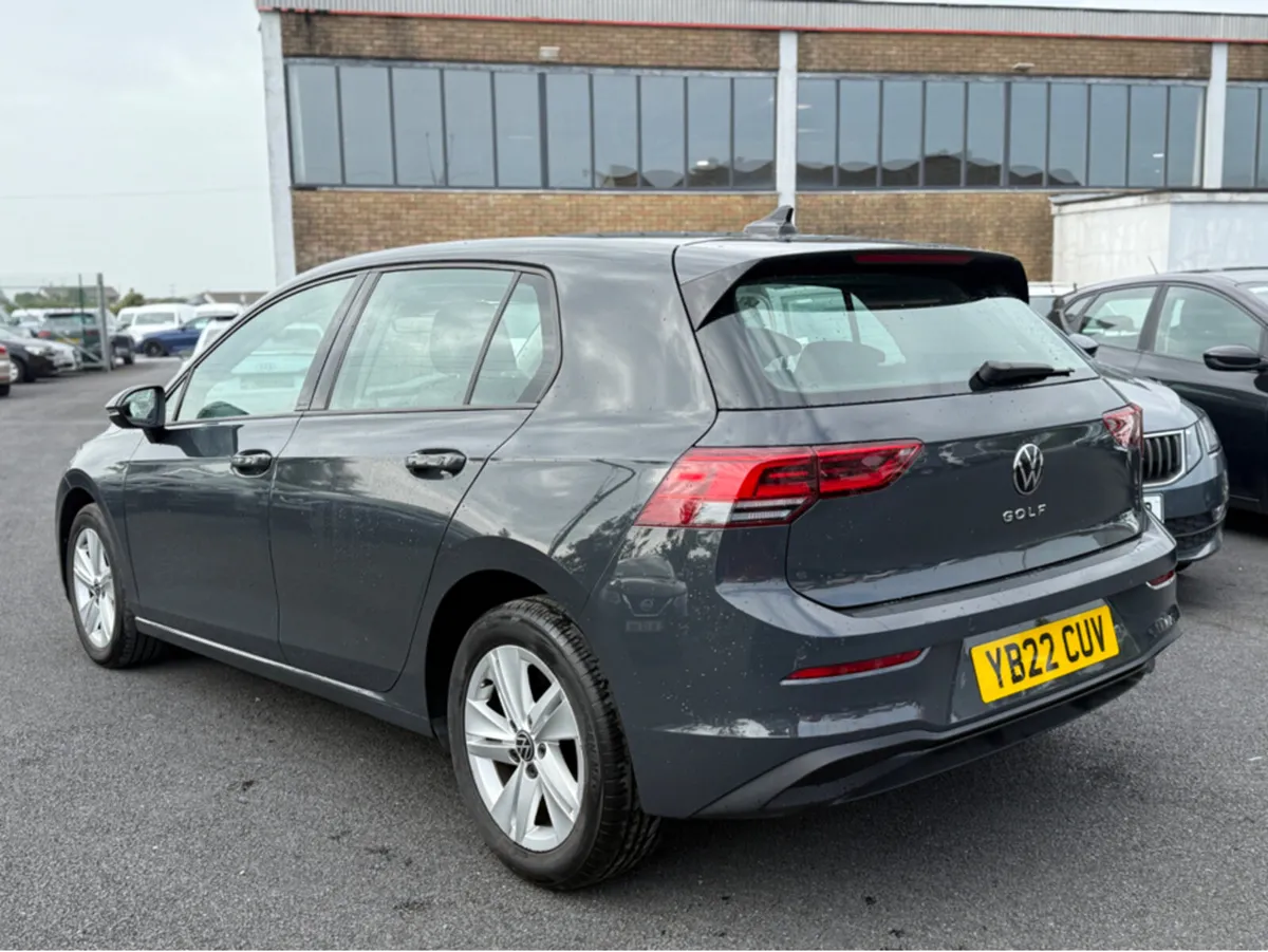 Volkswagen Golf LIFE TDI - Image 4