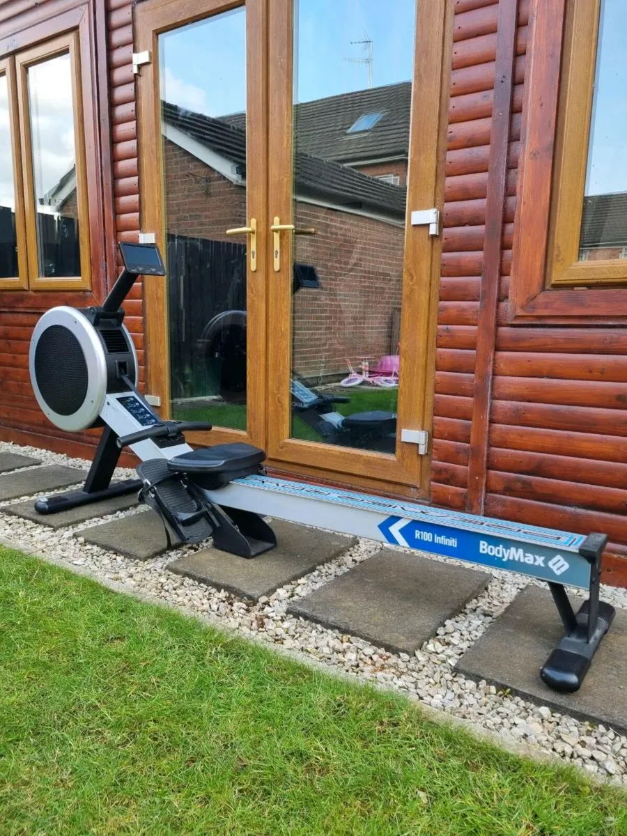 BodyMax Rower - Gym equipment - Rowing - Image 1