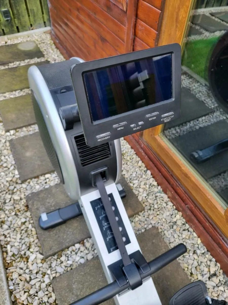 BodyMax Rower - Gym equipment - Rowing - Image 3