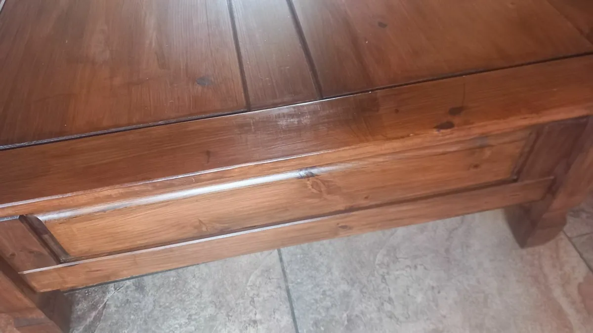 Coffee table - Image 1