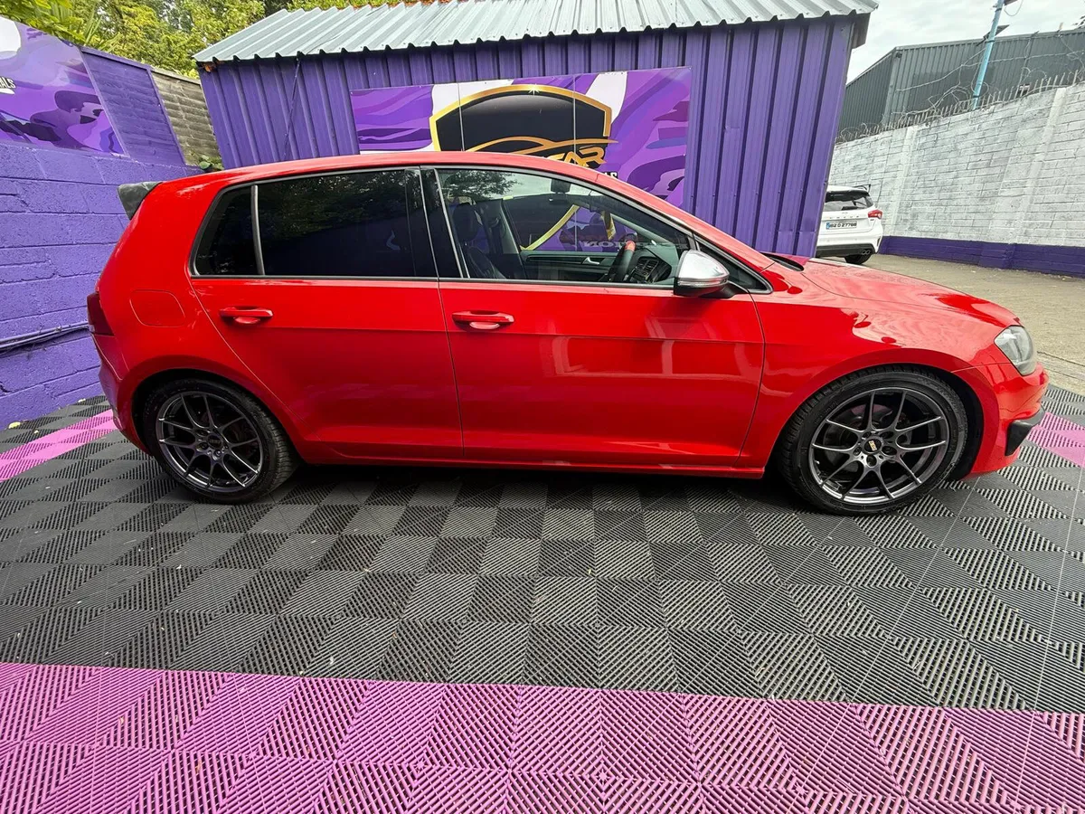Volkswagen Golf 2014 automatic - Image 4