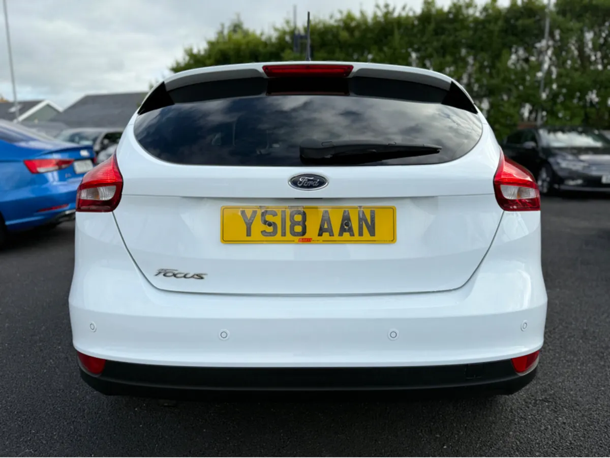 Ford Focus ZETEC EDITION TDCI - Image 4
