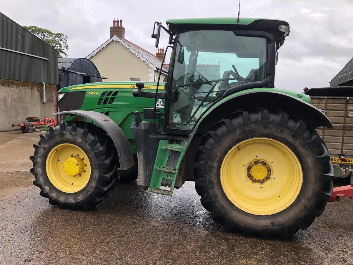 2015 John deere 6150 R - Image 1