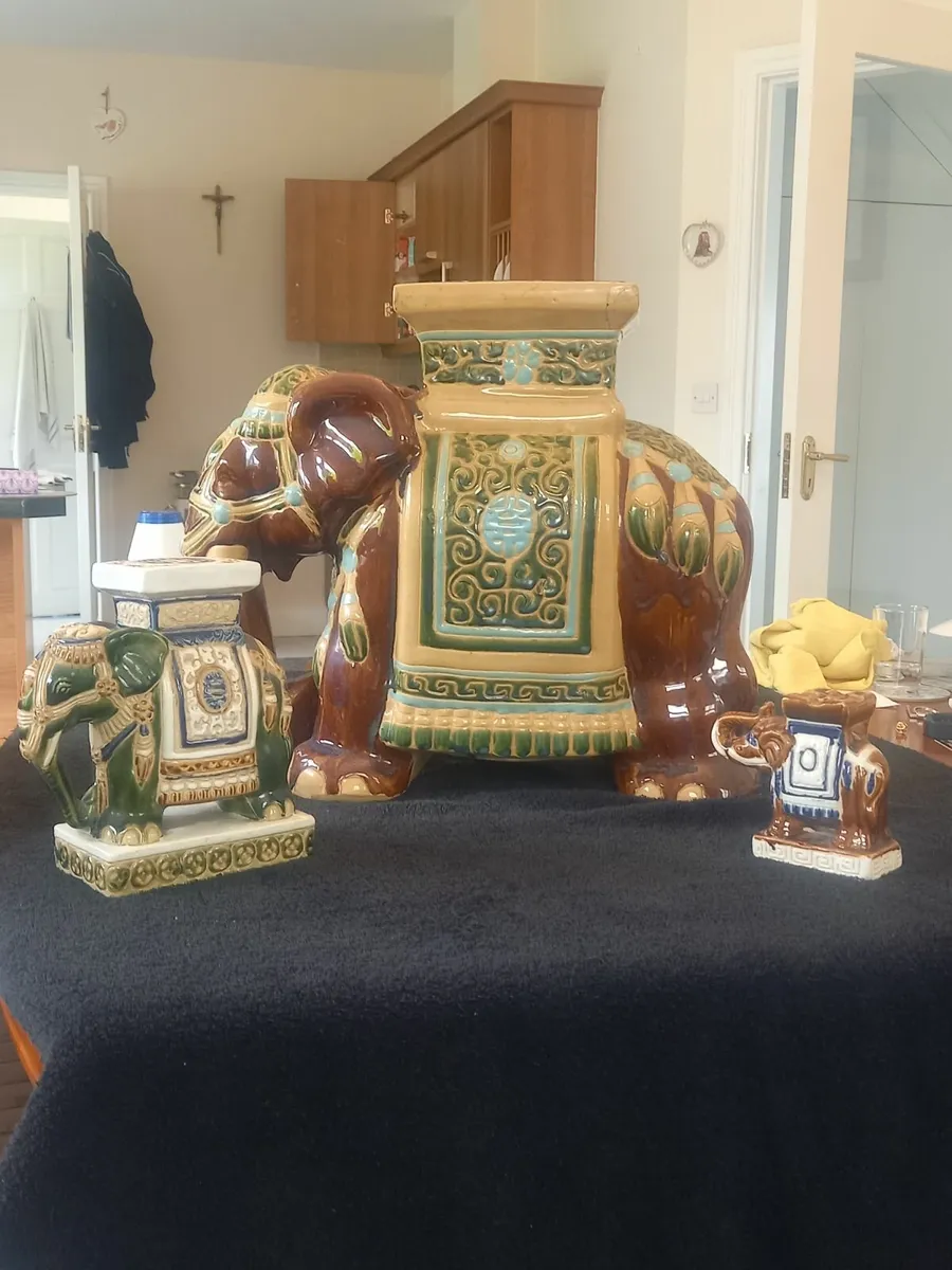 Ceramic elephants - Image 2