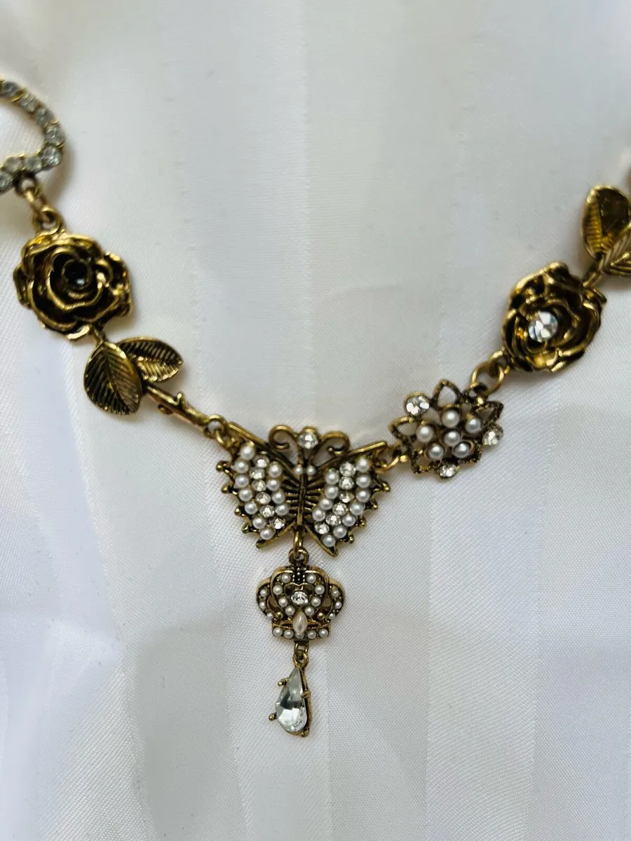 Necklace - Image 1