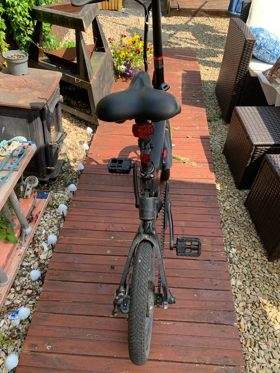 Cadiz folding electric bike Sold as Seen - Image 4