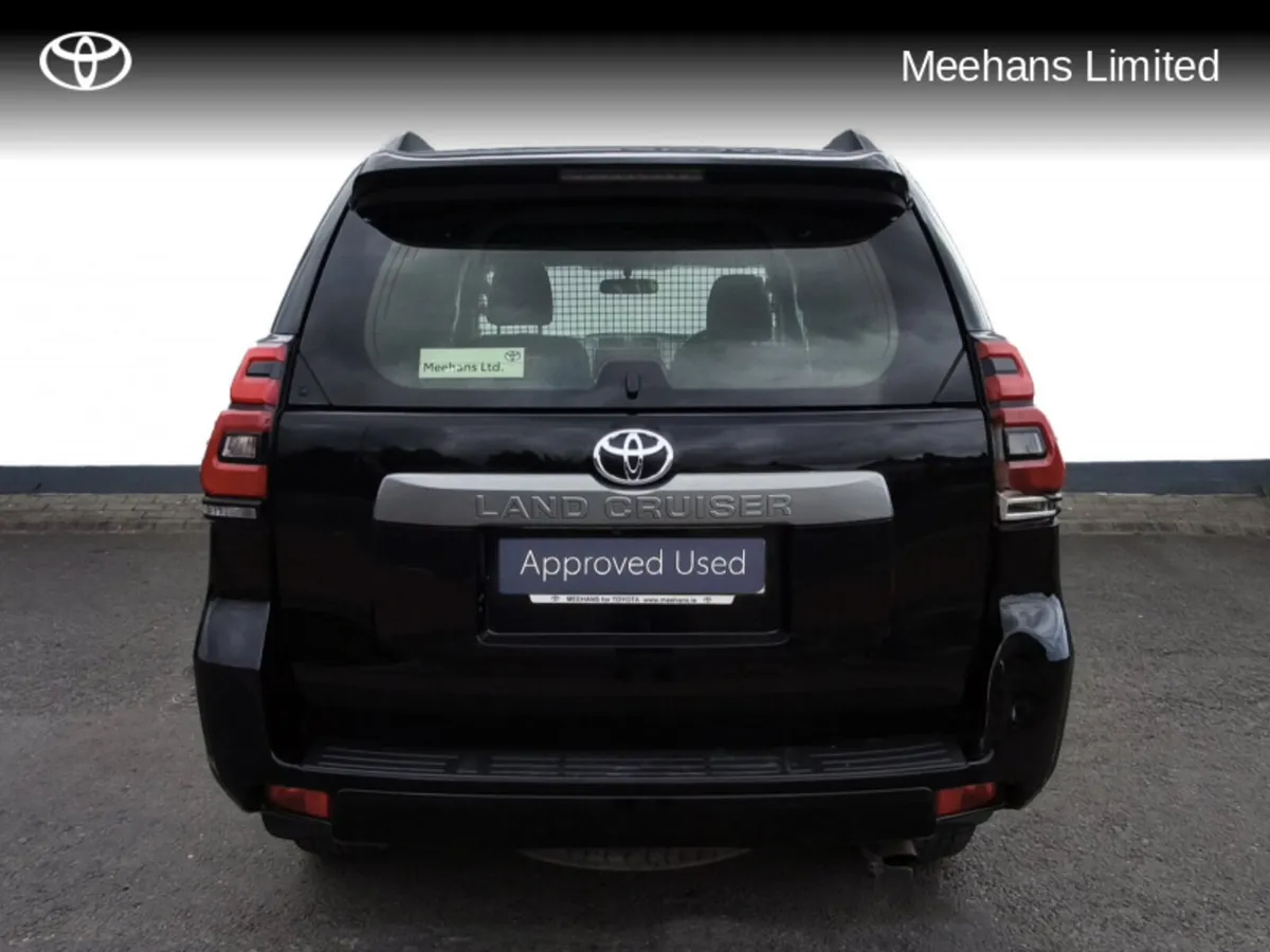 Toyota Land Cruiser LAND CRUISER LWB COMM A/T - Image 4