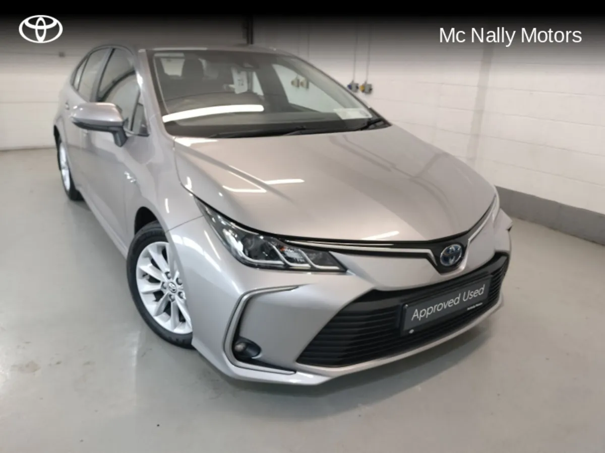 Toyota Corolla HYBRID LUNA SALOON - Image 1
