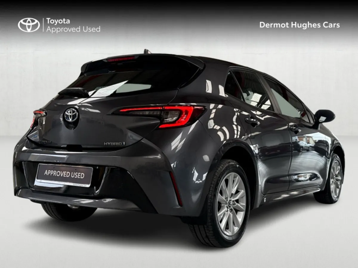 Toyota Corolla HYBRID LUNA H/8 4DR AUTO - Image 2