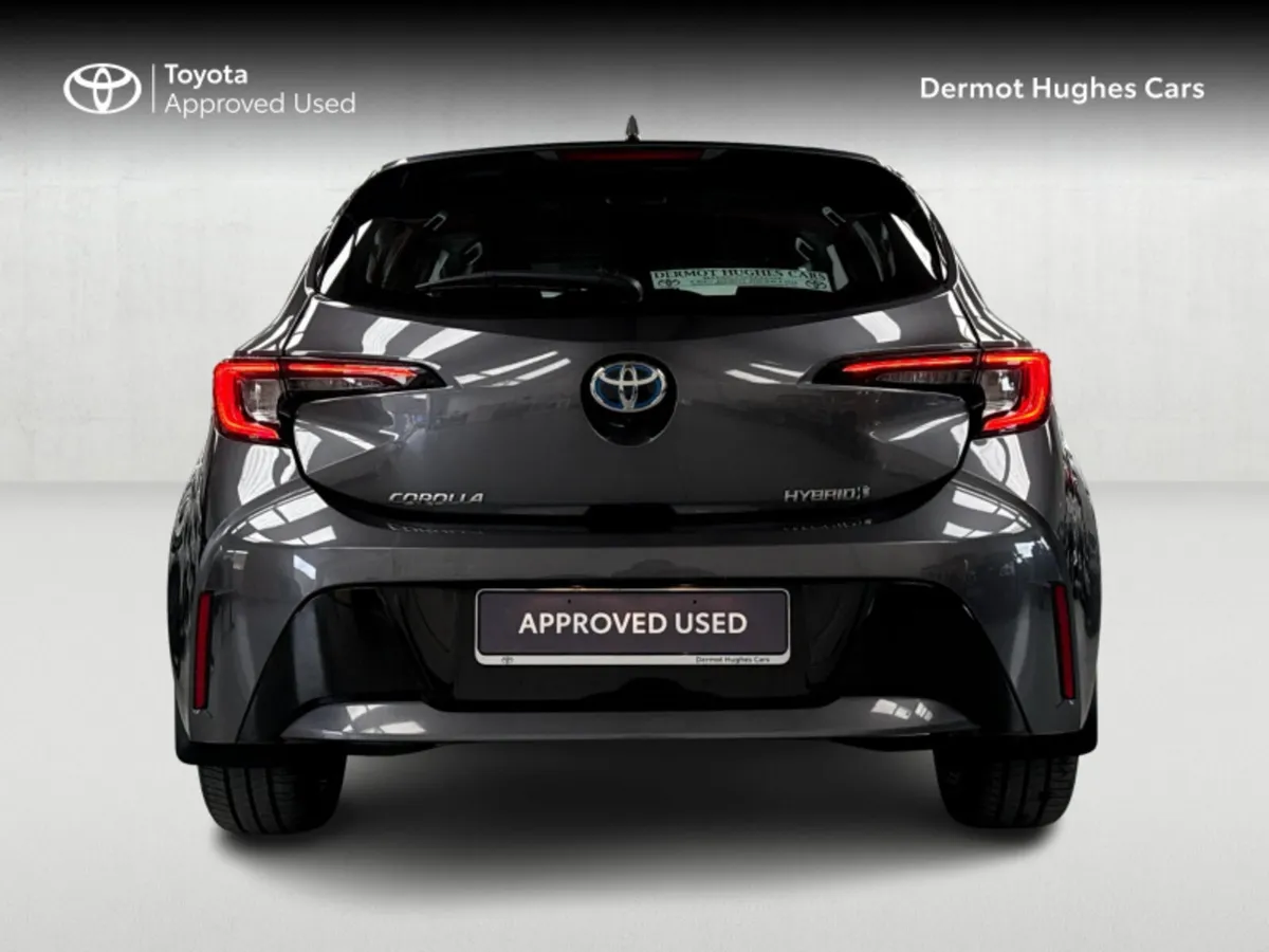 Toyota Corolla HYBRID LUNA H/8 4DR AUTO - Image 4