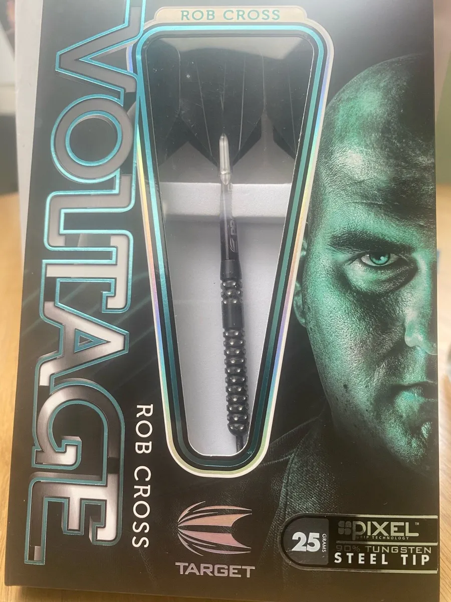 Pixel darts rob cross - Image 1