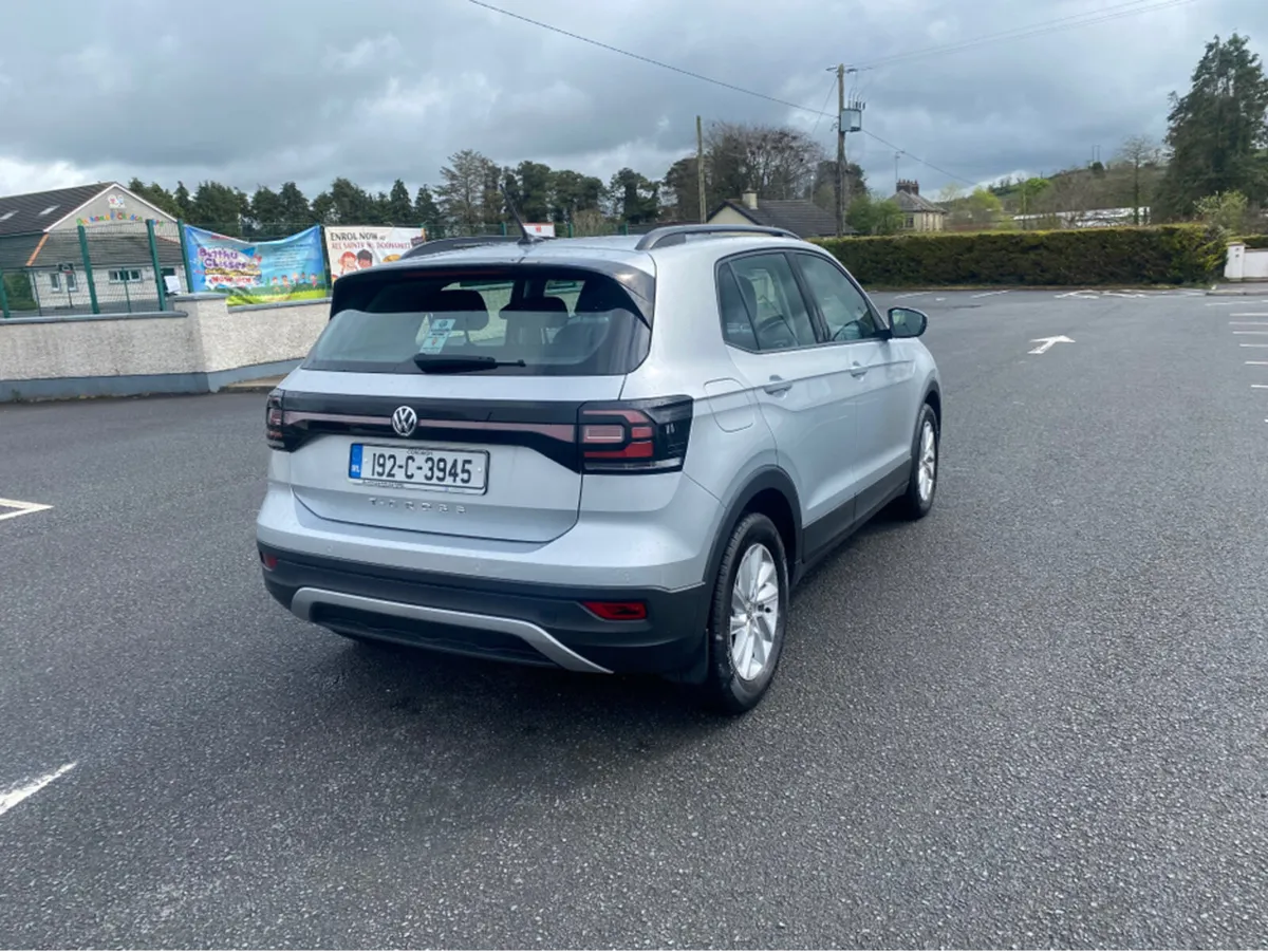 Volkswagen T-Cross LIFE 1.0 TSI MANUAL 5SPEED 95BH - Image 2