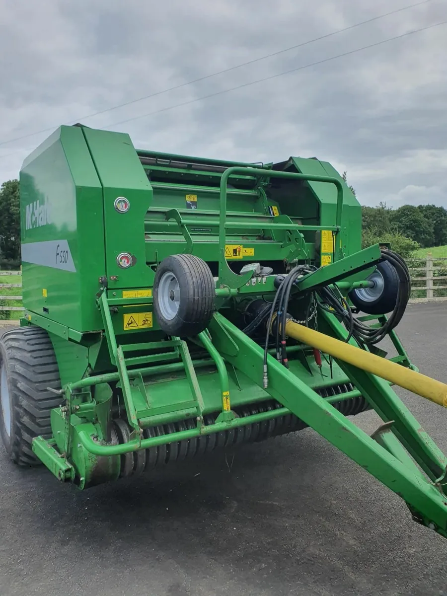 McHale F550 baler - Image 2