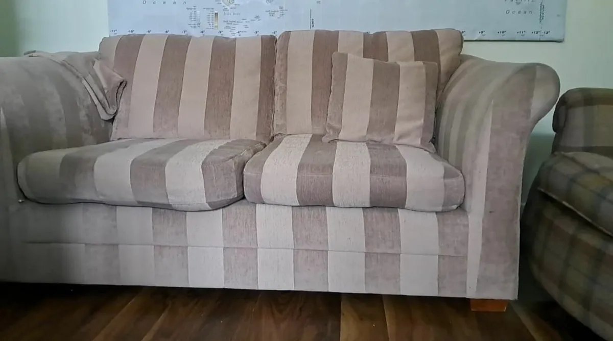 3 + 2 seater couches - Image 1