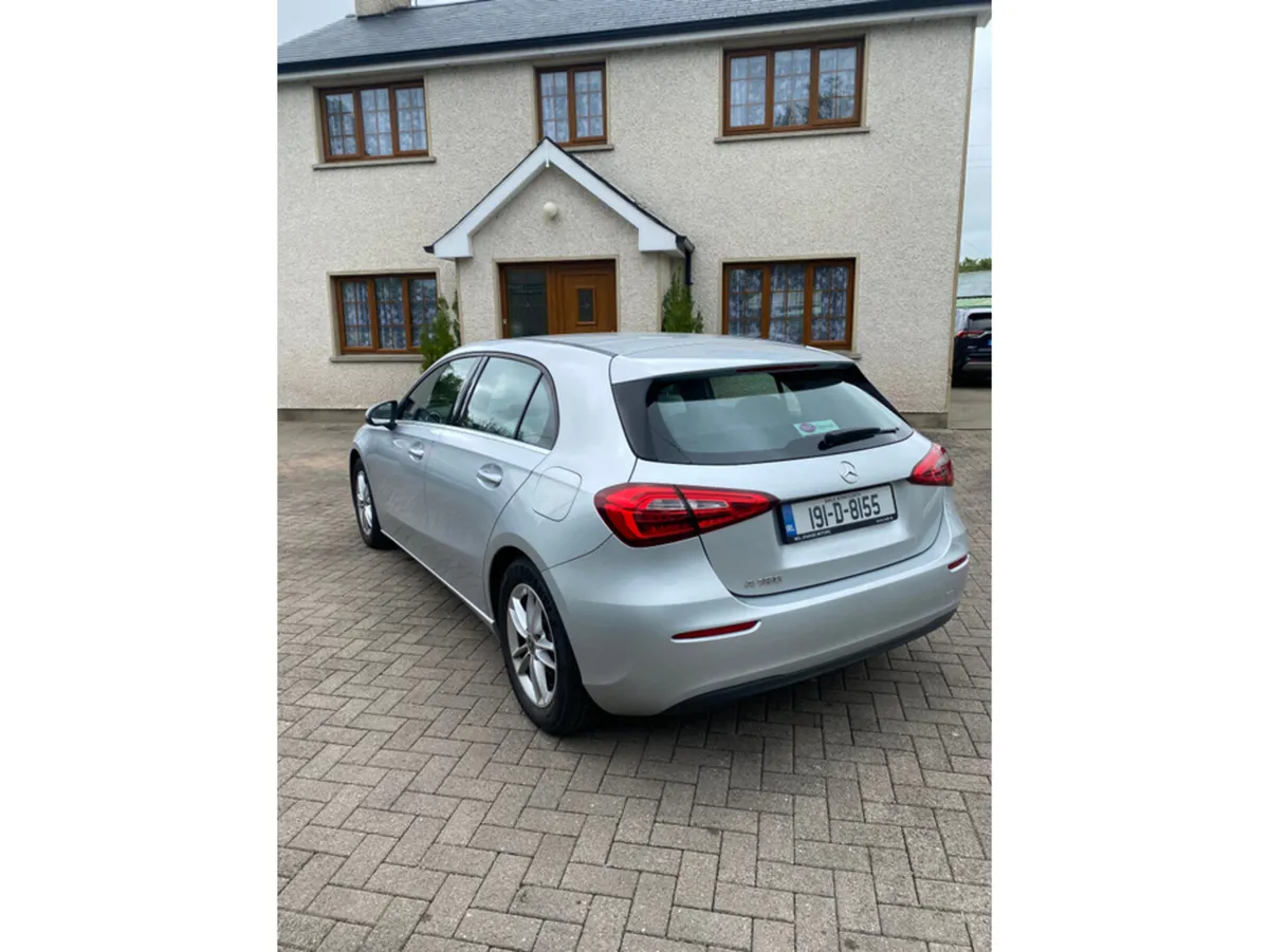 Mercedes-Benz A-Class 180 5DR AUTO STYLE - Image 3