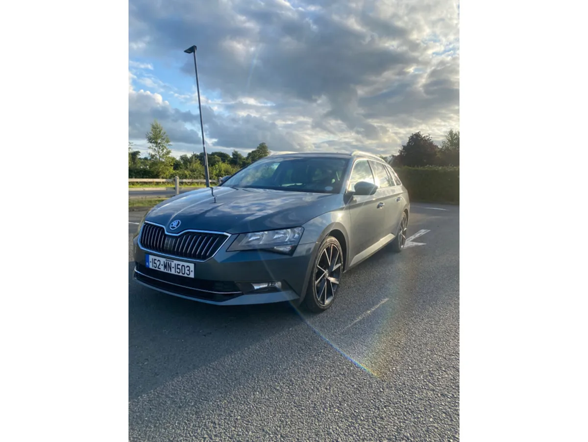 Skoda Superb SE BUSINESS 150PS 5DR A - Image 1