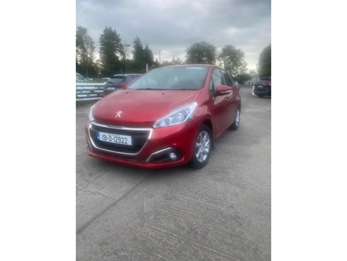 Peugeot 208 ACTIVE 1.2 68 6.2 4DR - Image 1