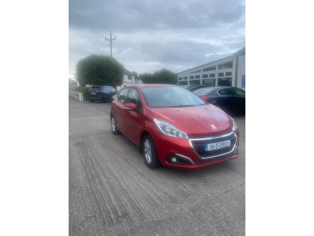 Peugeot 208 ACTIVE 1.2 68 6.2 4DR - Image 3