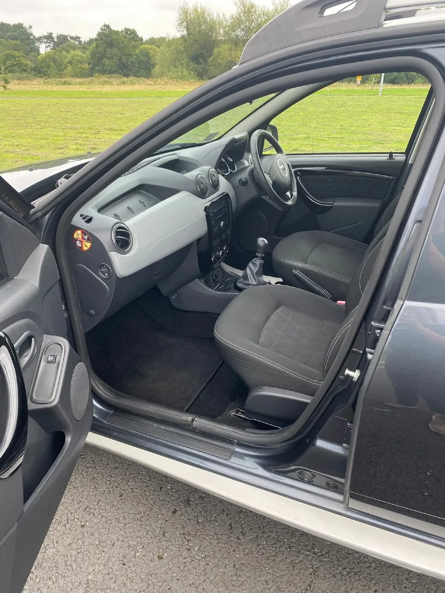 Dacia Duster 2015 1.5 diesel - Image 3