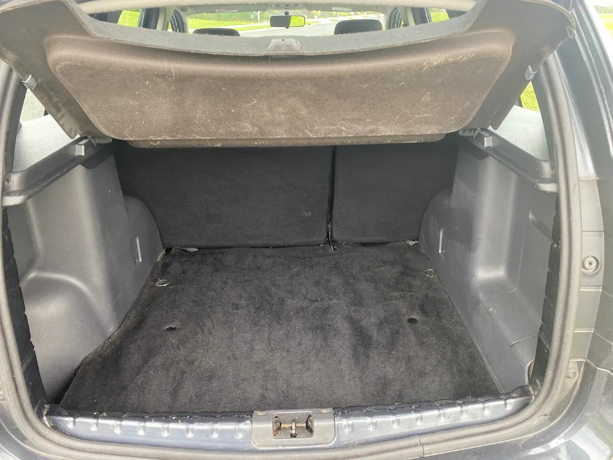 Dacia Duster 2015 1.5 diesel - Image 4