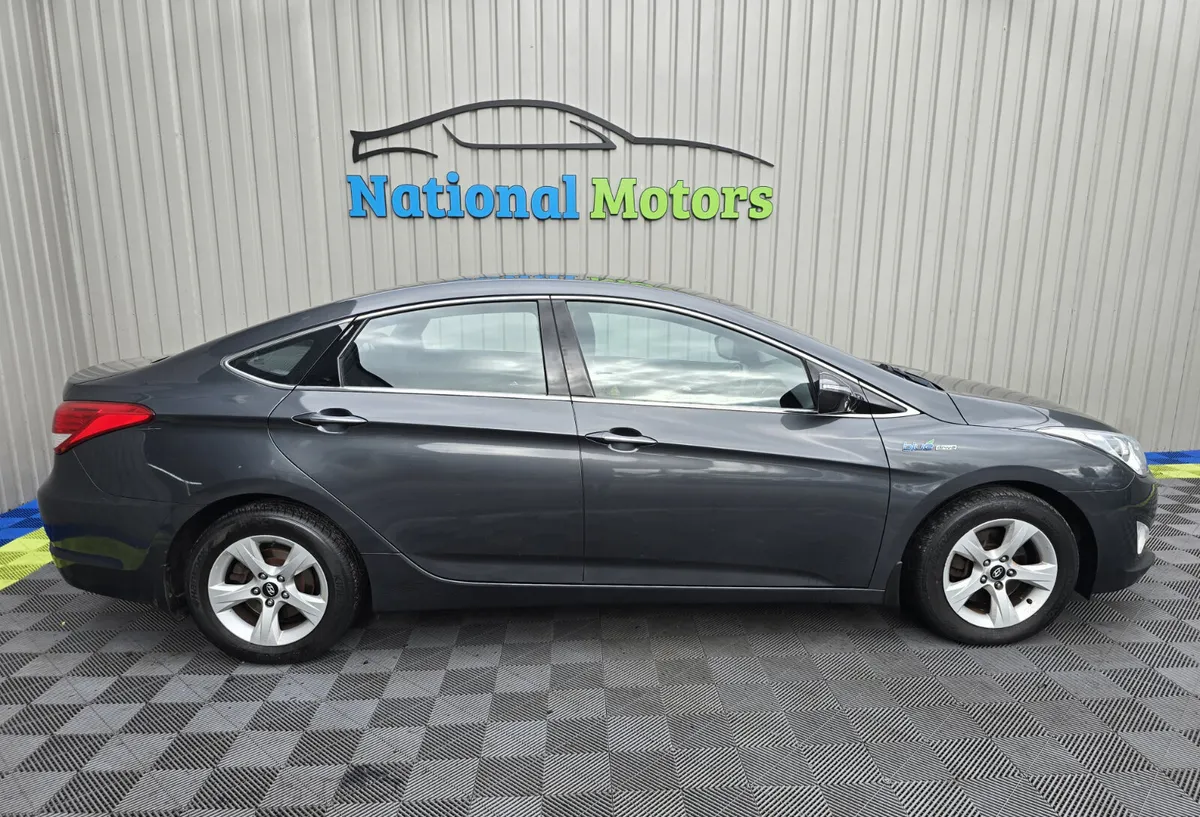 2014 Hyundai i40 Executive 1.7 Diesel - Image 2