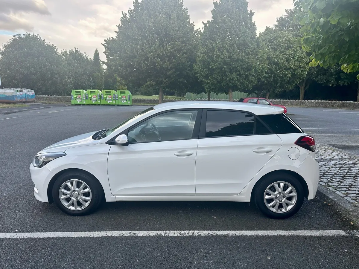 Hyundai i20 1.4 Diesel - Image 4