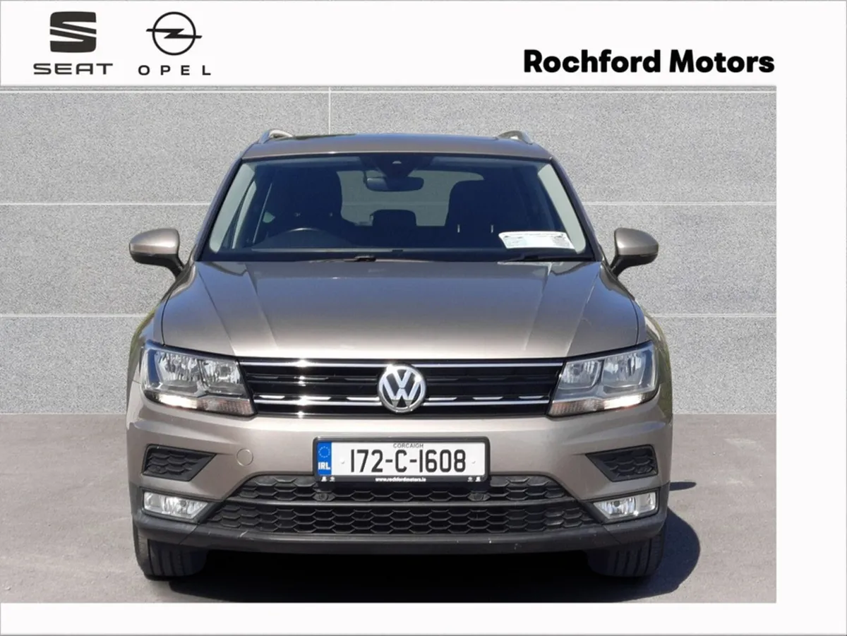 Volkswagen Tiguan 2.0Tdi 115hp Comfortline ***Pano - Image 2