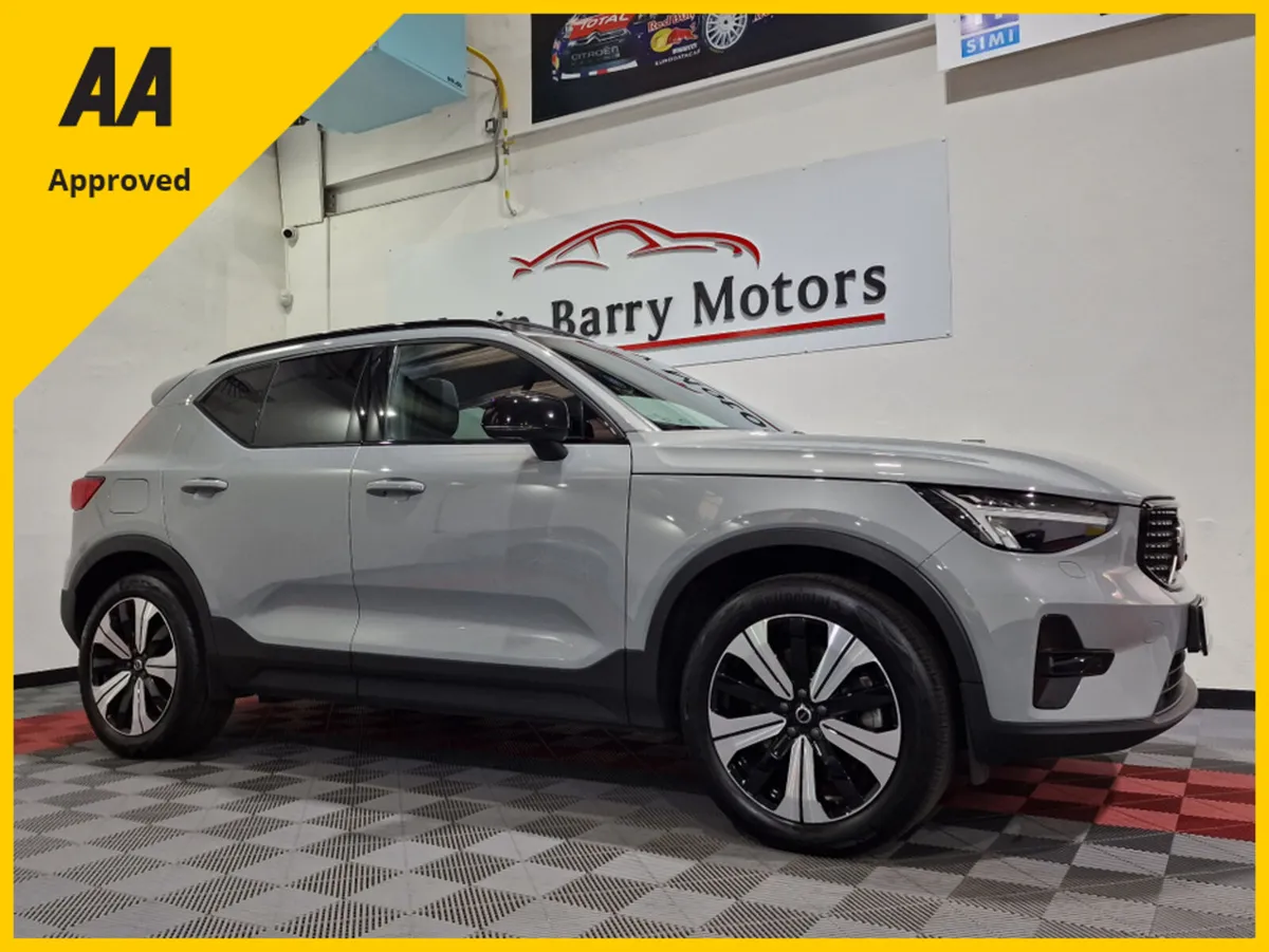 Volvo XC40 T5 RECHARGE ULTIMATE DARK (PAN ROOF) AU - Image 1