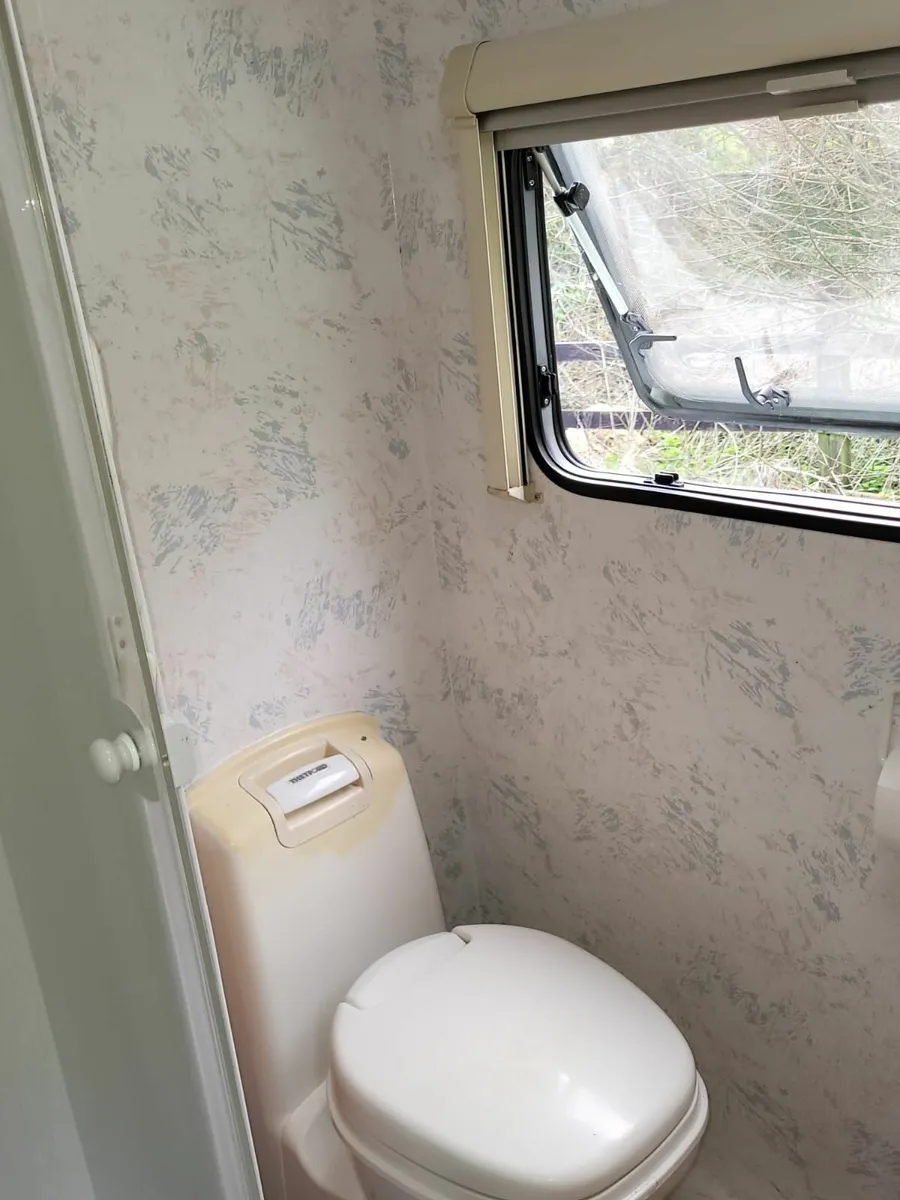 Caravan - Image 3