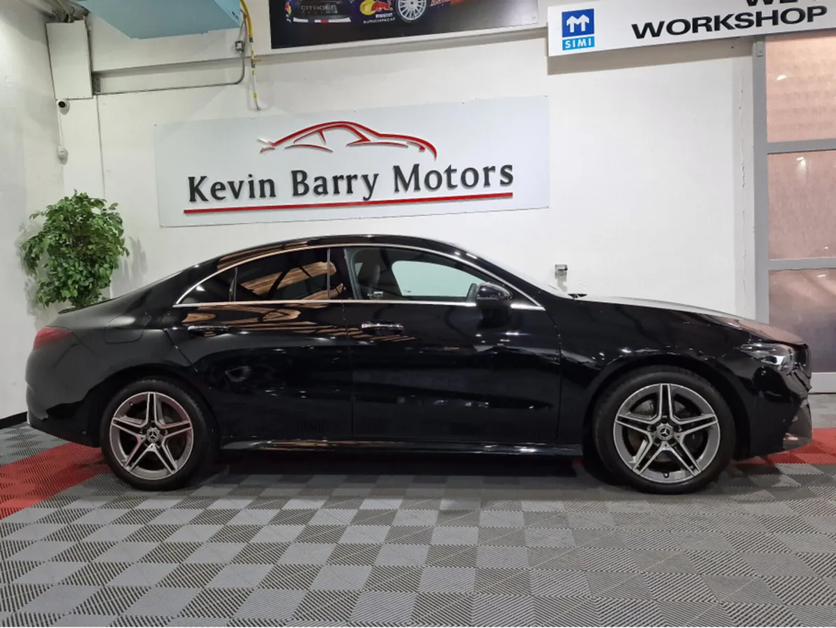 Mercedes-Benz CLA 250E AMG LINE EXECUTIVE (PLUG IN - Image 4