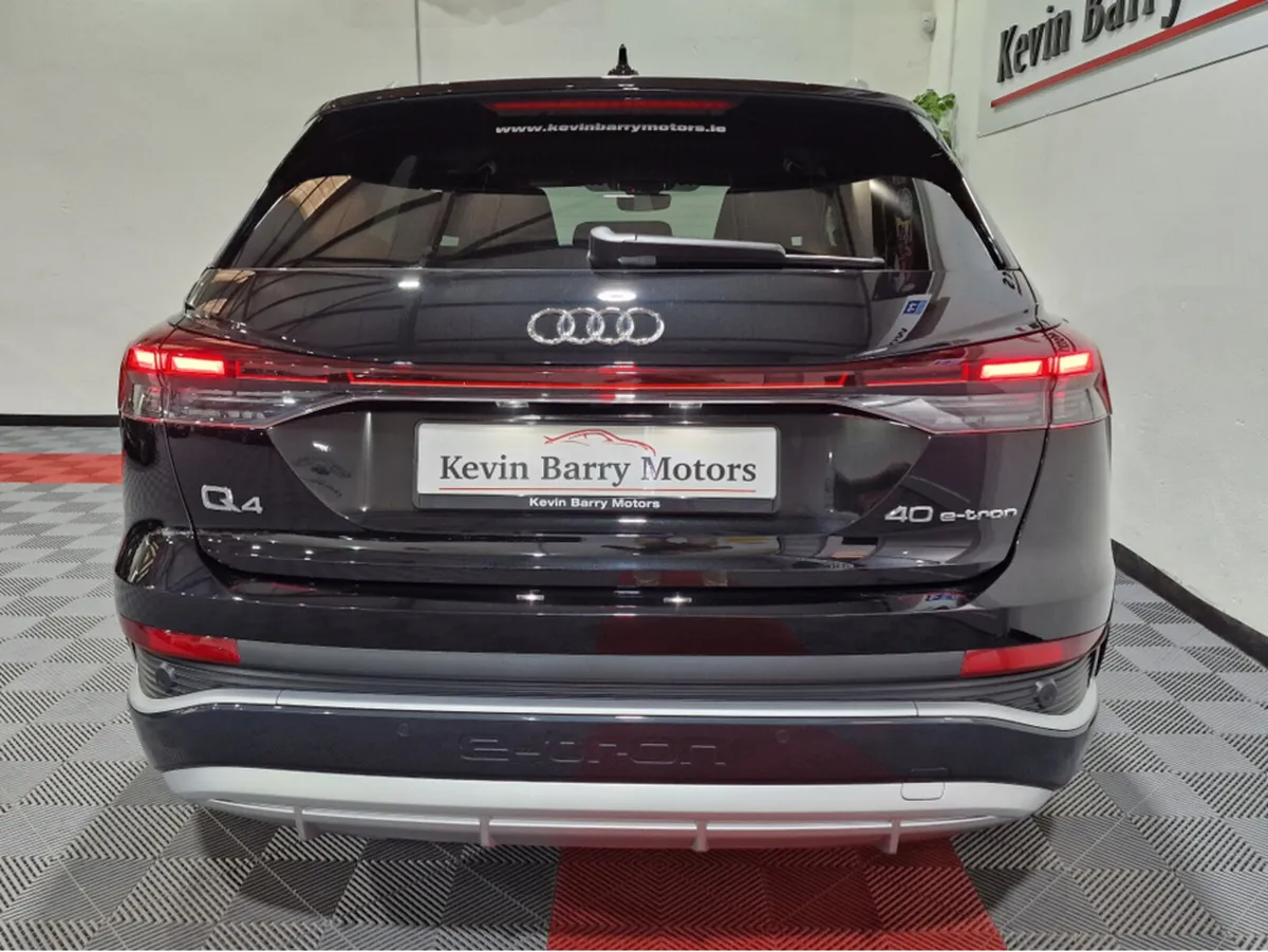 Audi Q4 e-tron 40 S LINE (C&S PACK) 82KWH AUTOMATI - Image 4