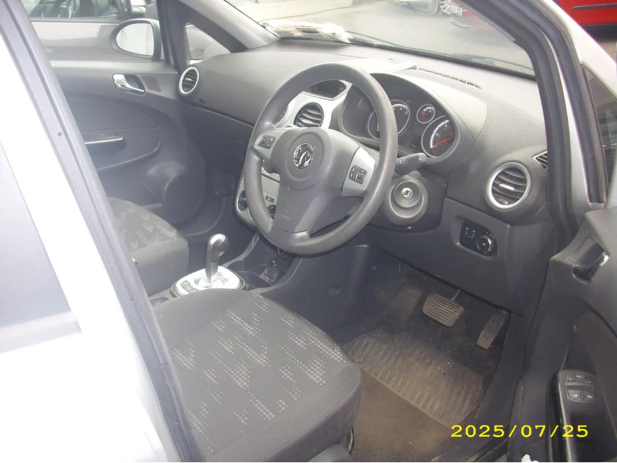 Vauxhall Corsa 1.2 EXCLUSIVE AIR CONDITIONING EASY - Image 3