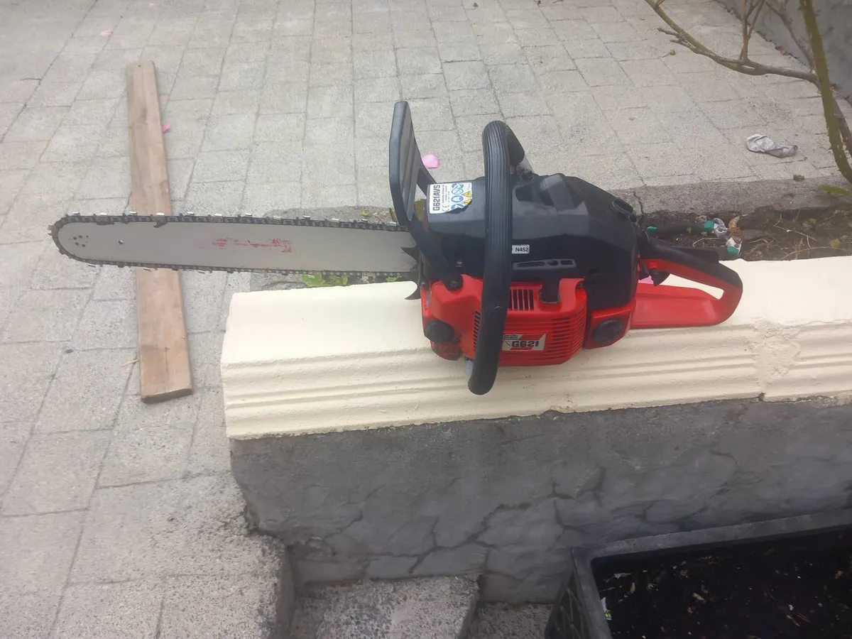 Zenoah komatsu G621 chainsaw - Image 1