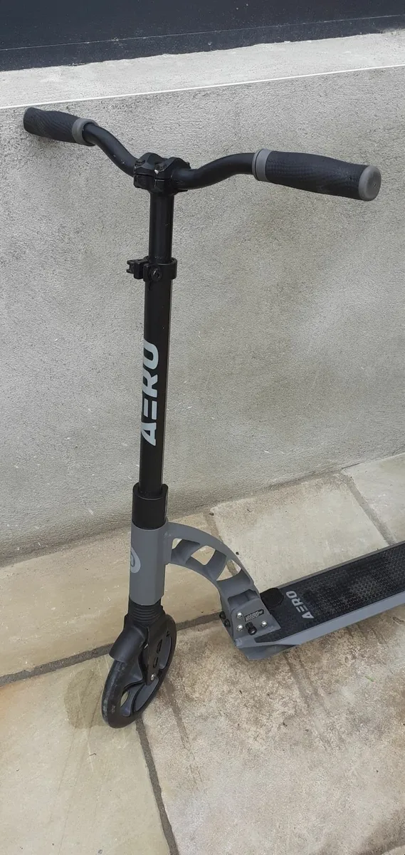 FOLDING SCOOTER (KIDS) - AERO C8 - Image 2