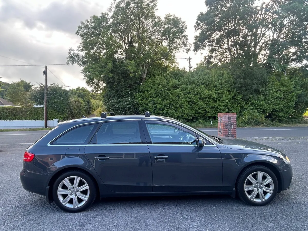 Audi A4 2011 - Image 4