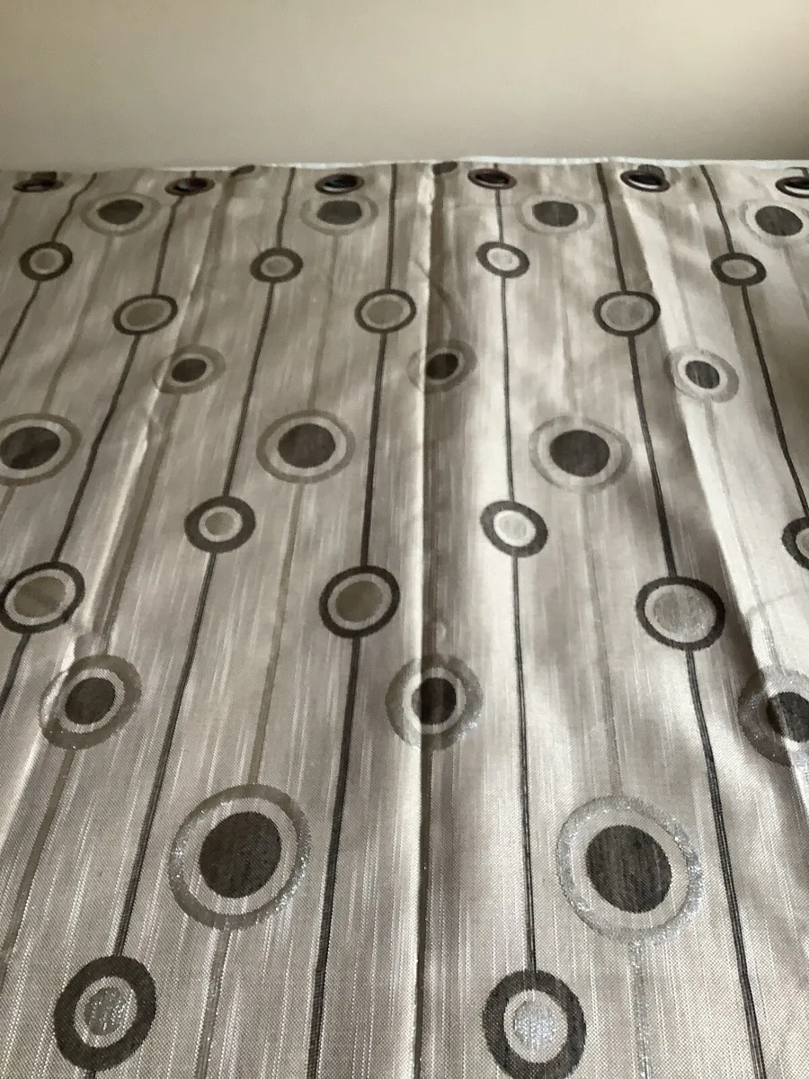 curtains 66 by 72 - Image 1