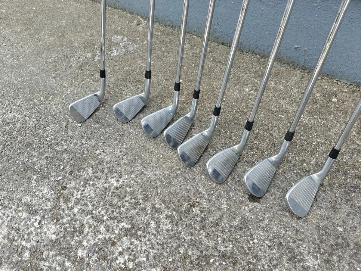 Callaway X Tour iron set. (3 -PW) - Image 4