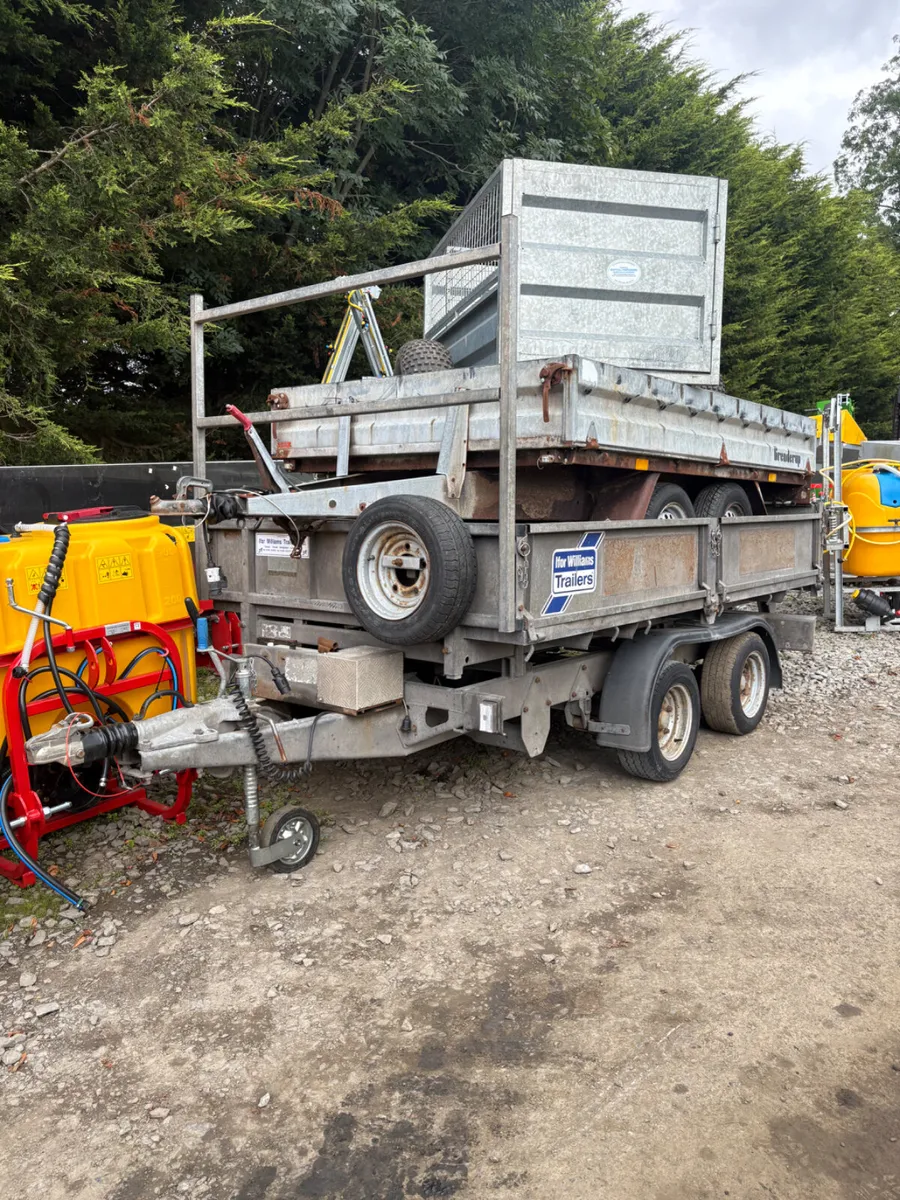 Ifor Williams 10ft tipping trailer - Image 1