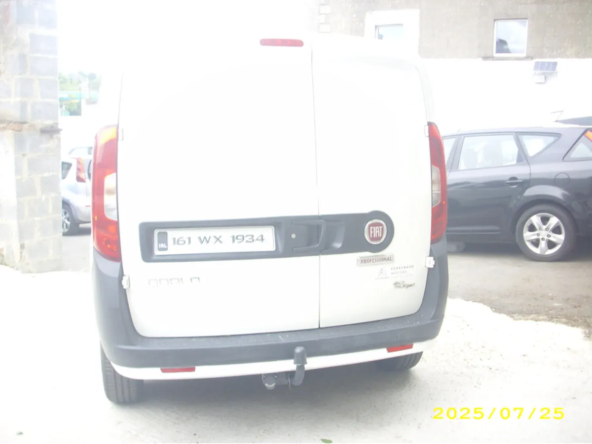 Fiat Doblo CARGO SWB BASE 1.3 90 MJ MJII 3DR - Image 2