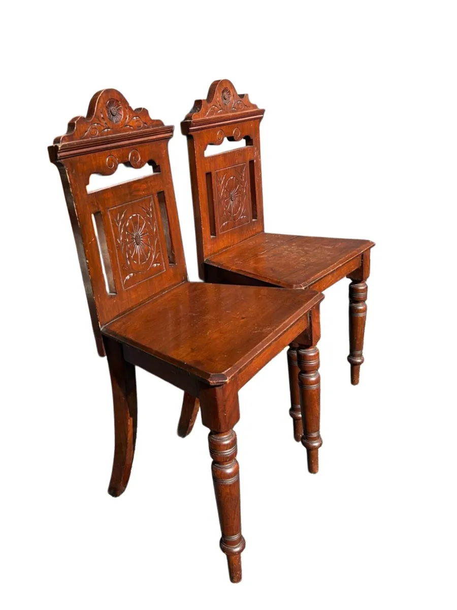 📍 CLEARANCE: PAIR of 19thC. Mahogany Hall Chairs - Image 3