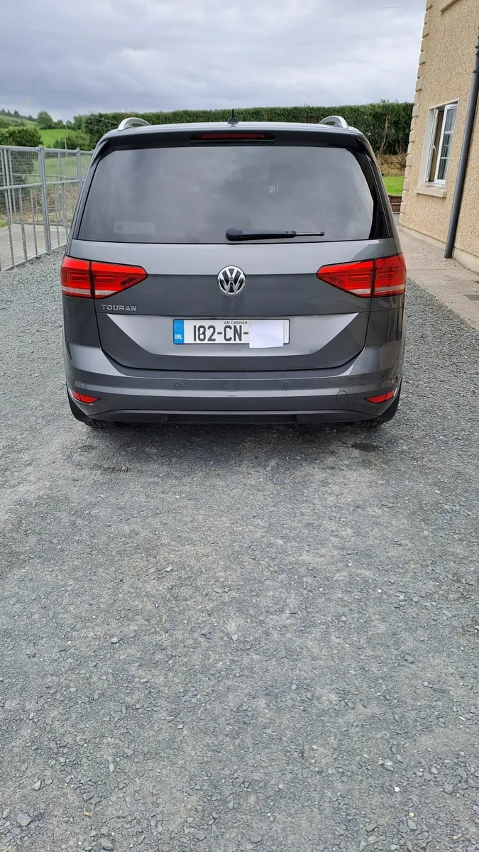 Volkswagen Touran 2018 - Image 1