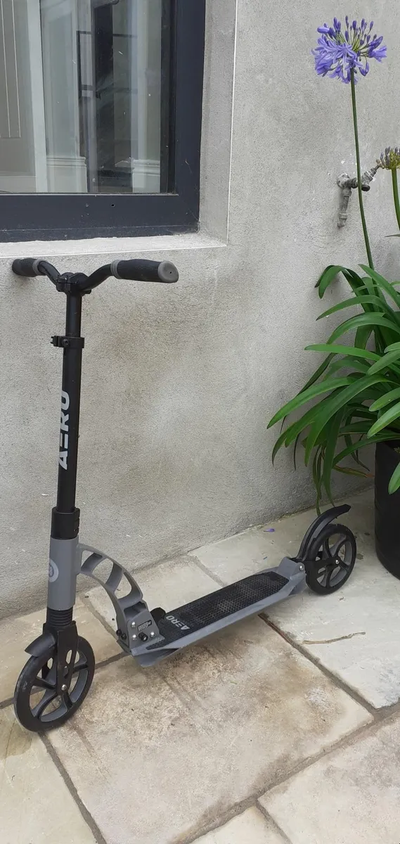 FOLDING SCOOTER (KIDS) - AERO C8 - Image 1