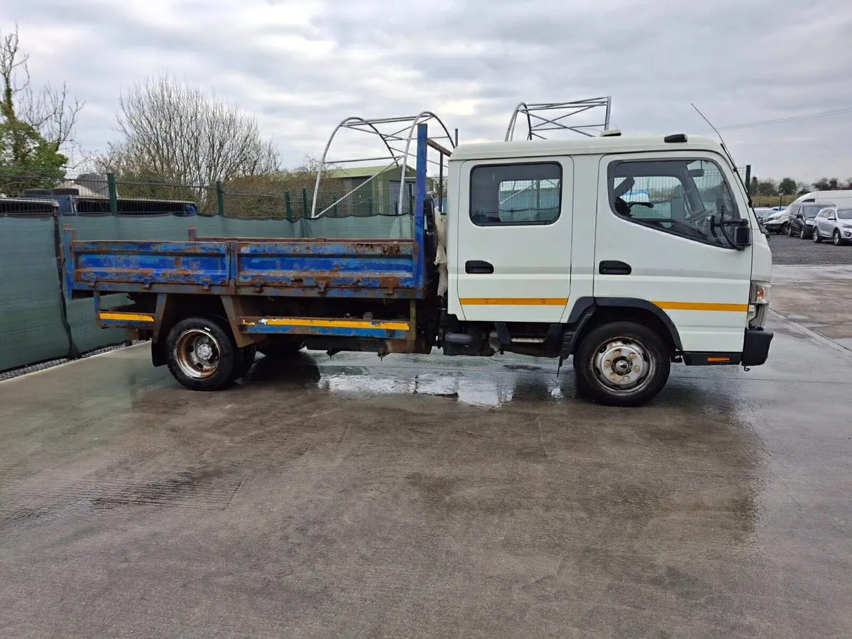 2012 Mitsubishi Canter Crew Cab Tipper - Image 4