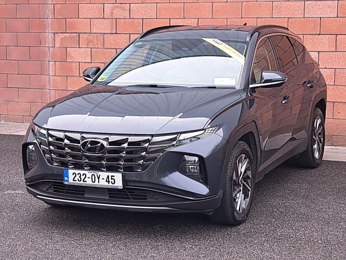 Hyundai Tucson Executive Plus Model 1.6 Diesel. - Image 2