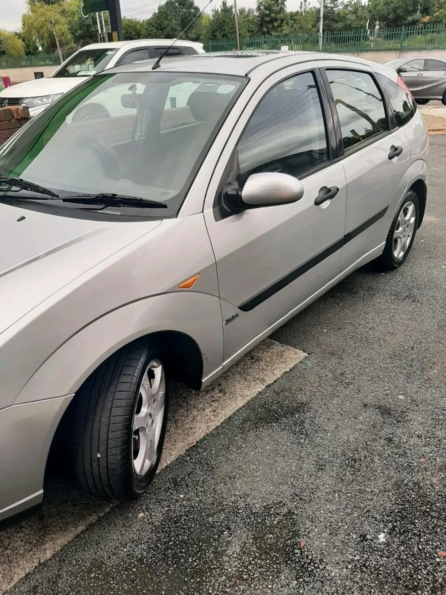 Ford focus 2004 1.4 zetec - Image 4